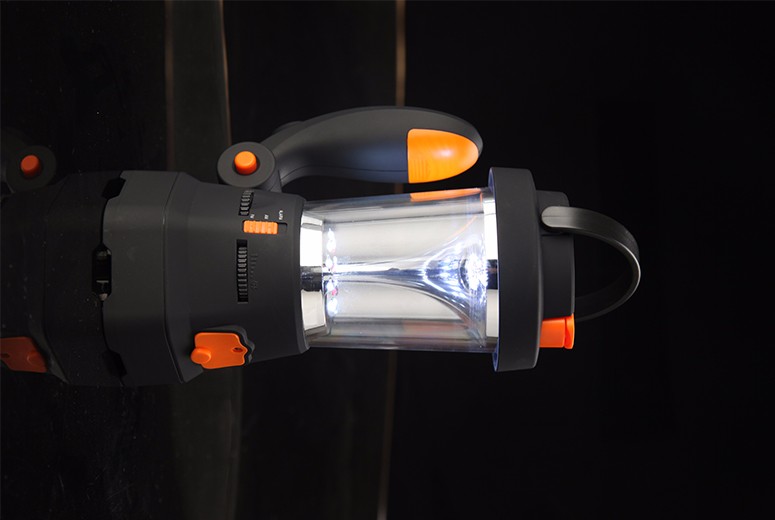 報(bào)警、收音機(jī)、野營(yíng)燈